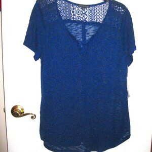 Signature I Studio Shirt. XL blue NEW with Tags